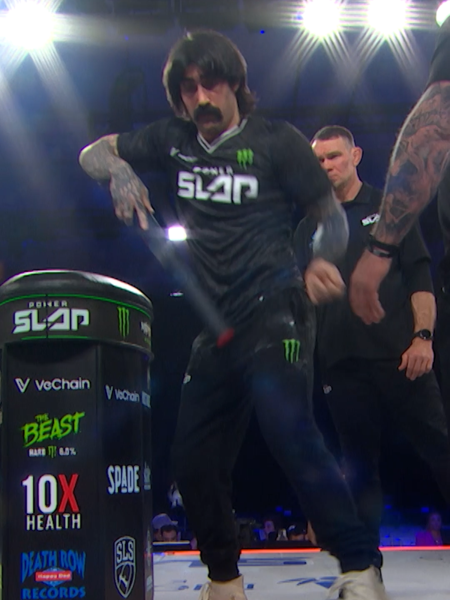 Hunter brought the moves to the stage at #PowerSlap12🕺 Watch the full #PowerSlap12 match now on our Youtube 📺 #fyp #slap #powerslap #eat #UFC #WWE #danawhite #reaction #dance