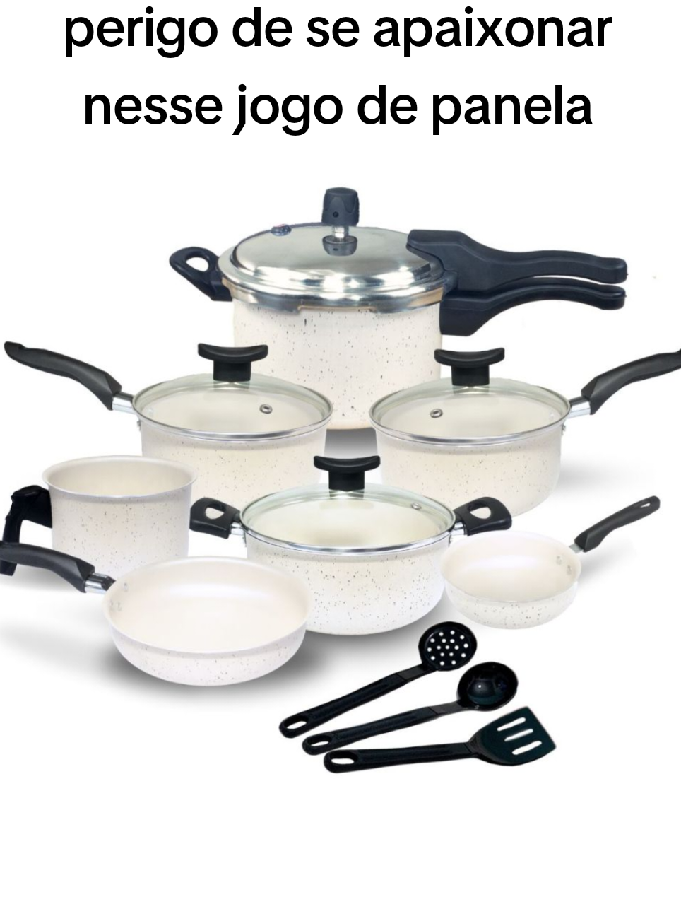 Conjunto de Panelas Antiaderente Teflon Mônaco com 10 peças, ideal para transformar sua cozinha com praticidade e sofisticação. Com revestimento interno em Teflon, garante cozimento uniforme e fácil limpeza. Acompanha panela de pressão com fechamento externo de 2,5L, oferecendo segurança e eficiência no preparo de diversos pratos. Design moderno, alças ergonômicas e tampas de vidro temperado completam este jogo versátil e durável.