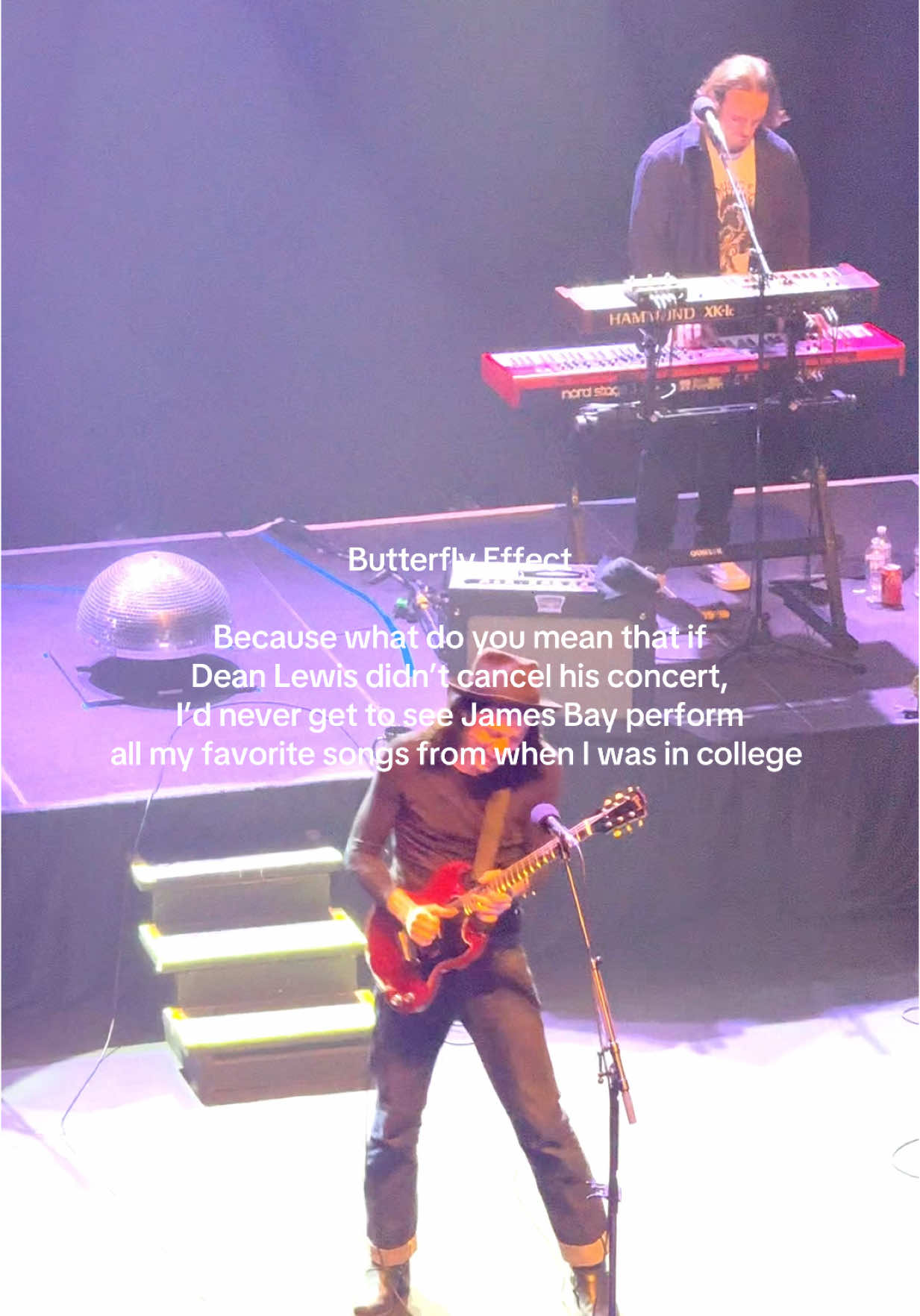 I can’t imagine what it was like for him the crowd scream so loud for an encore for a song he wrote 10 years ago. my ears are still ringing 😭🥺💕  #jamesbay @JamesBayMusic #butterflyeffect🦋 #butterflyeffect 