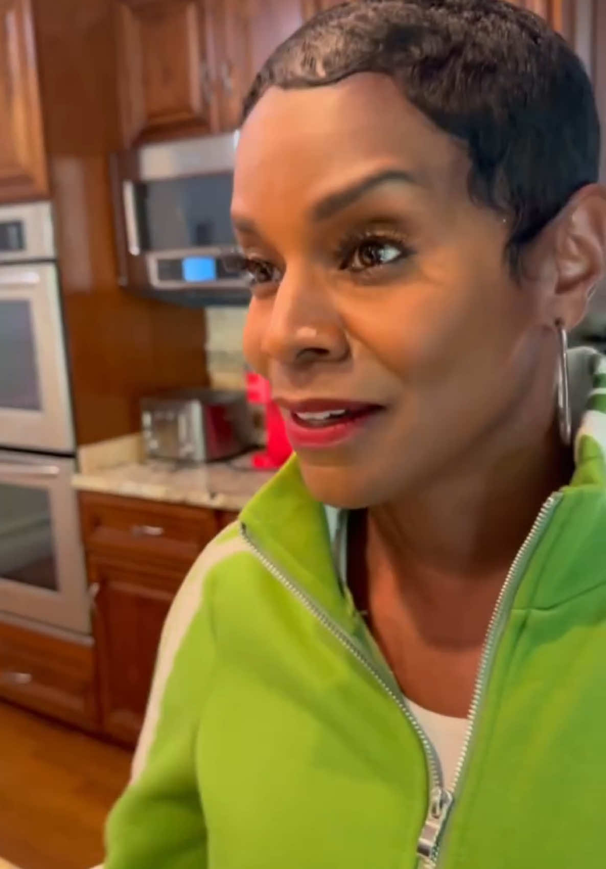 I’m sorry but I so love ❤️ D’s #wegotaction🎬🎥 #kountrywaynecomedy #kountrywayne #letthatsizzleinyourspirit #kountrywayenewskits #kountrywaynetiktokfans #helpisontheway #chicago #Detroit #atl #atlanta #texas #letsgo #fyp   ! Yes check her !!‼️‼️