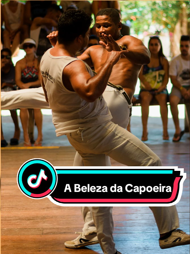 CURTA E COMENTA! 👊🏻 A Beleza da Capoeira 🤸🏻  . ##capoeira #capoeirasolo #capoeiraacrobatics #capoeiravideos #capoeirabrasil #capoeiranotiktok #CapCut  . @Ping Pong @Ping Pong @Ping Pong 