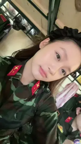 #CapCut chào buổi sáng ạ 😘💚#a50 #xhhhhhhhhhhhhhhhhhhhh #TopĐầuQuânKhu #nuChienSi #BéBộĐội #đhvhntqđ #viral 