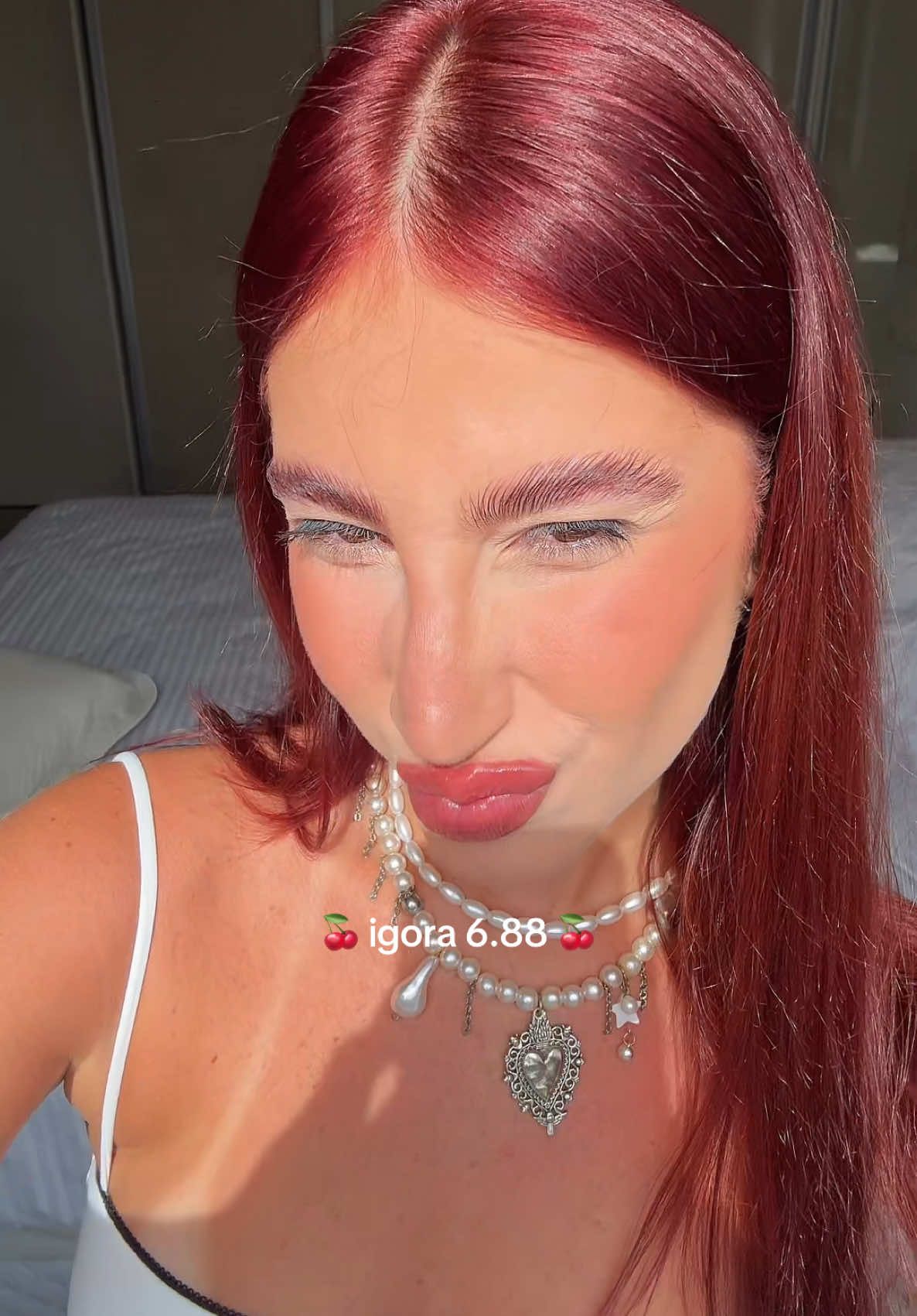 nem lembro mais de não ser ruiva divas 🫦💋🫶🏻🎀 #cabelovermelho #igoraroyal #cherryhair #vermelhocereja #cabelos #fyp 