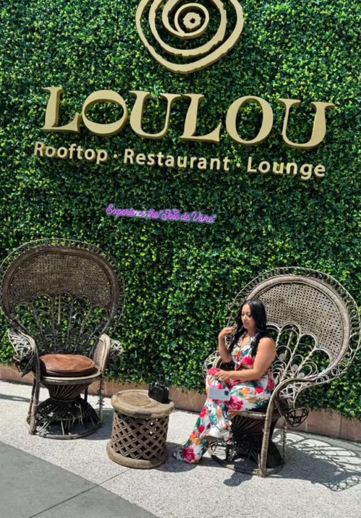 Instead of worrying about the past or the future,enjoy the present kuz life’s truly a blessing #baecation2025 #julionalvarez #losangeles #wifey #blessed #fresnoca #workhard 
