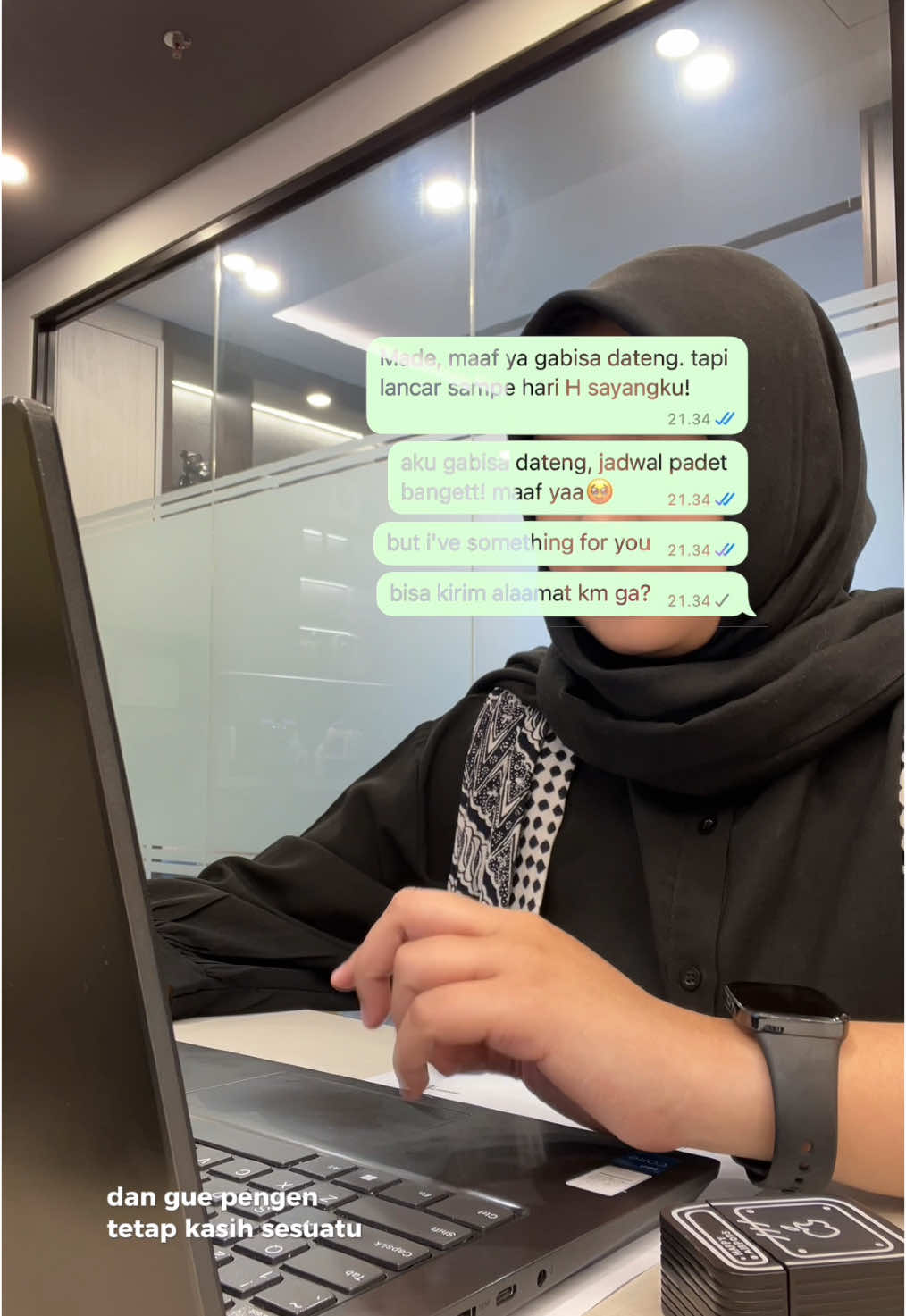 pros cons kerja di scbd? enakeun di kerjaan tapi gabisaa dateng ke nikahan temen 🥲🥲 @Prestisa  #officelife #corporatelife #fyp #jakarta #bungapapanbekasi #pusatbungapapanbekasi #pusatbungapapanjakarta #officetok 