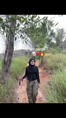 Tinggi 151 cm berat 48 kg ambik saiz M 💚  #cargopants #hikingpants #cargowomen #cargopantsoufit 