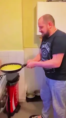 Funny Cooking Failure Moments #😂😂😂 #funny #fyp #tiktok #funnyvideo #moment #interesting #cooking #failure #foryou #prank #lol #foodtiktok #funnytiktok #funnyvideos 