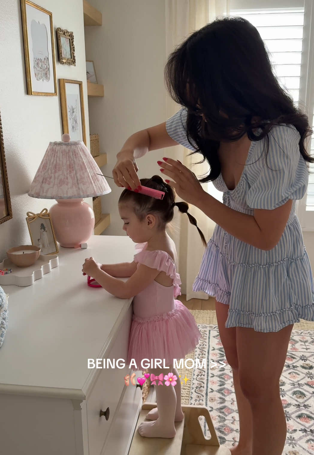 ITS ALL I KNOW, BUT I LOVE IT 😭🎀💕🩰 #girlmom #momlife #parentingtips #motherdaughter #momtok #motherhood #sahm #ballet 