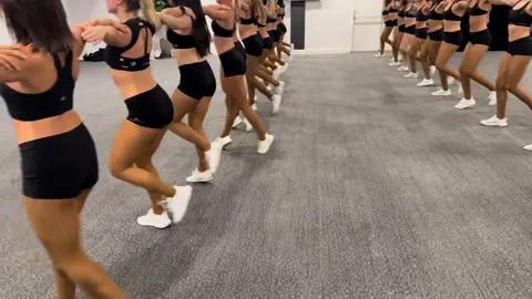 Kickline practice x 2 🖤 #kickline #trainingnights #cheerleaders #@Manly Seabirds #fy #kicks 