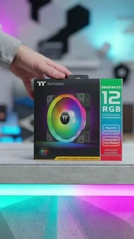 📦 Unboxing the SWAFAN EX – Redefining Cooling with Style! Get ready for magnetic daisy-chain fans, swappable blades, and sleek performance. Stay cool, stay modular. ❄️🧲💨 📹 @levelupgamingtech  ⭐️Check out here: https://reurl.cc/nmD4xv  #Thermaltake #swafan #swafanexrgb #magnetic #customPC #share