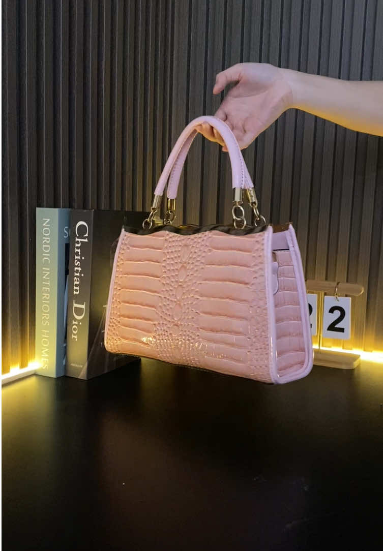 zaniya bag🥰 For your recommend✨ #tasmewah #fouryourpage #rekomendasitas #taselegan #handbagmurah #handbag 