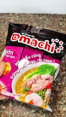 Thêm 1 em mì Omachi sườn vào danh sách món yêu thích.ta nói nó ngoannn nhức cái néc #mukbang #mitom #anngonnaugon 
