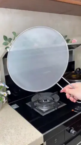 Jaring anti percikan minyak panas saat masak ataupun menggoreng. #jaringpercikanminyak #jaringantipercikanminyak #jaringantiminyakmerecit 