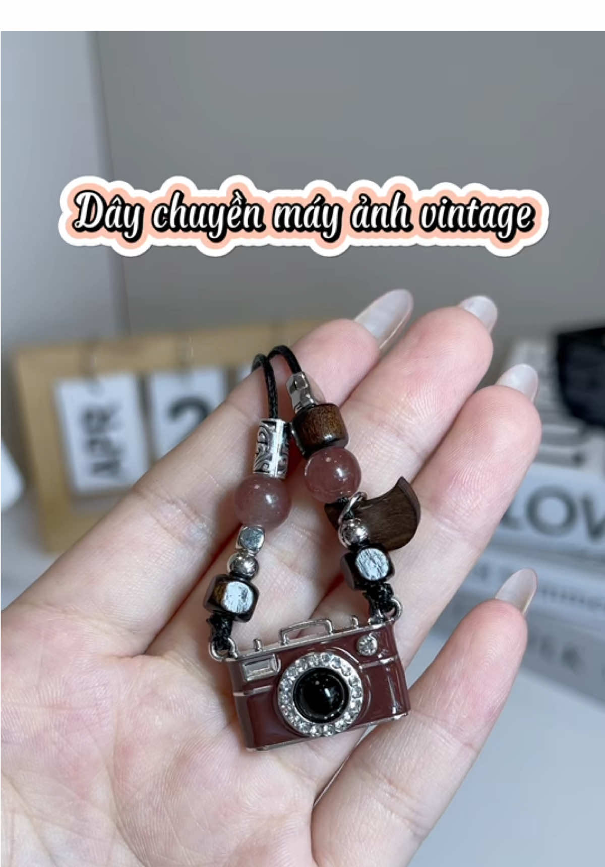Dây chuyền máy ảnh vintage  #daychuyennu #trangsuc #trending #xuhuong #giftideas #vongco 