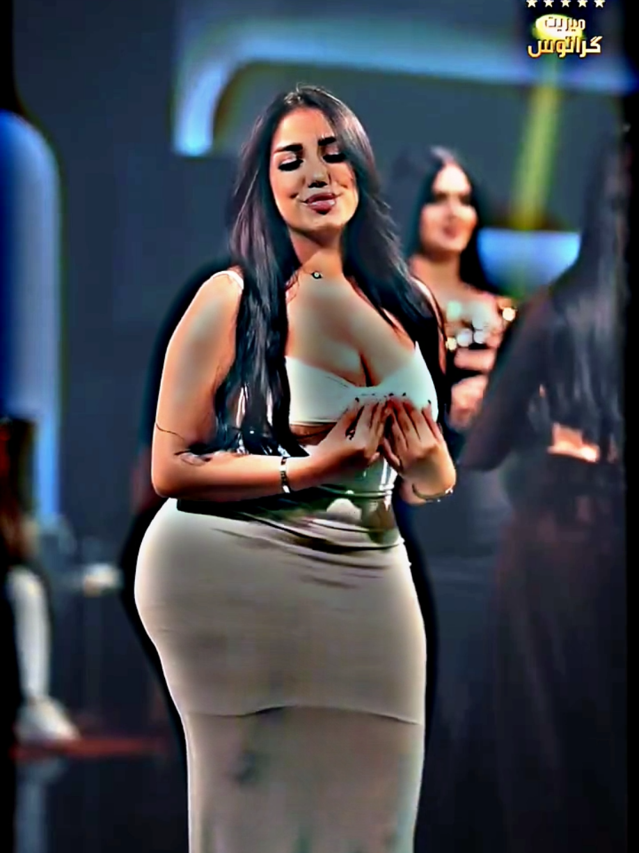 Uff dance 🔥#fyp #foryou #views #blackediting #1million #burhantv #viral #growmyaccount #Tiktok #dance #arabic 