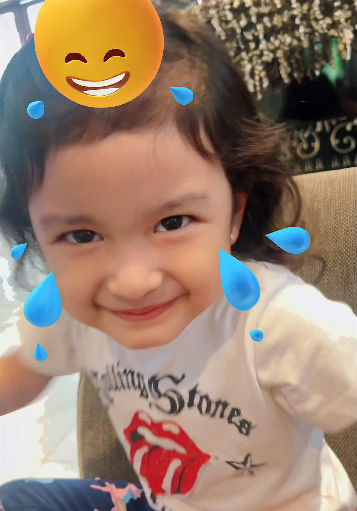udah cocok belum rayna acting 😂 
