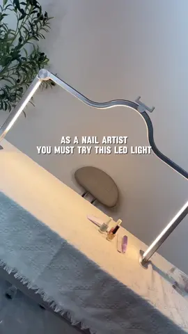 Nail Tech Must Have!💡#naillamp #halfmoonlight #modofobeauty #blingnails #modofo 