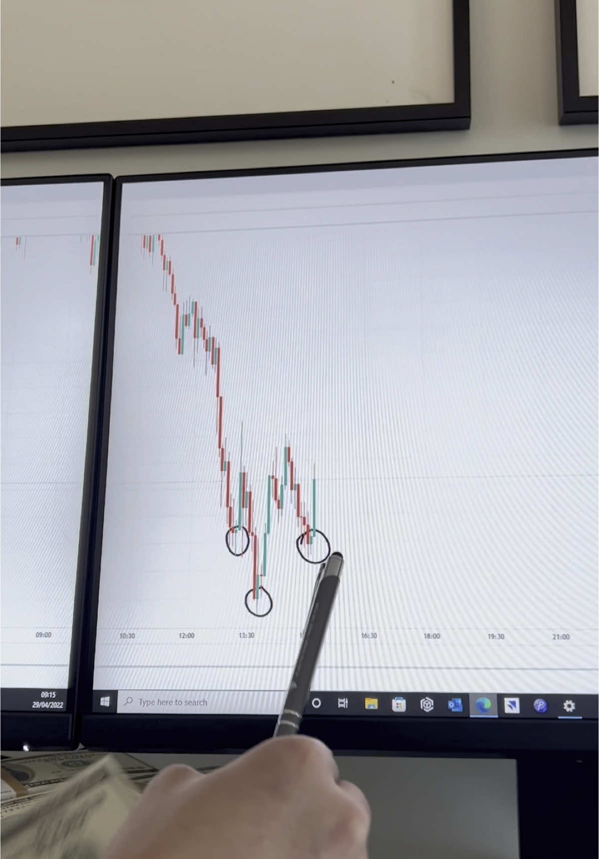 Learn more, Link in bio 📊📚 . #invest #trading #forex #dedication #pips #stocktrading #analysis #crypto #motivation #office #technical #work #entrepreneur  #currencies #stocks #daytrader #forextrader #forexlifestyle #fxtrader #forextips #trader 