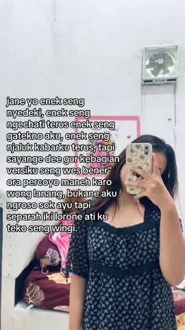 🥹#fyppppppppppppppppppppppp #jowostory #ponorogo24jam #4upage #katakata #sindirankeras #sadstory #bersamamuakubahagia #masukberandafyp 