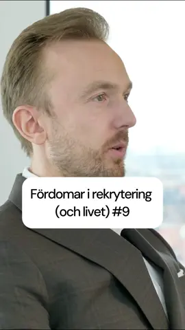 Fördomar i rekrytering (och livet) #9: Implicit bias Vi tror att vi är objektiva, men våra undermedvetna fördomar styr oss mer än vi anar. Läs mer om hur implicit bias påverkar dina beslut – både i rekrytering och i livet: https://www.deltaconsulting.se/kompetensforsorjning-arbetsgivarvarumarke/implicit-bias Vem är jag: Din #1 databackade rådgivare för konsulttjänster och rekrytering inom ekonomi, bank, finans och administration. Kim Dywling kim@deltaconsulting.se 073-685 76 33