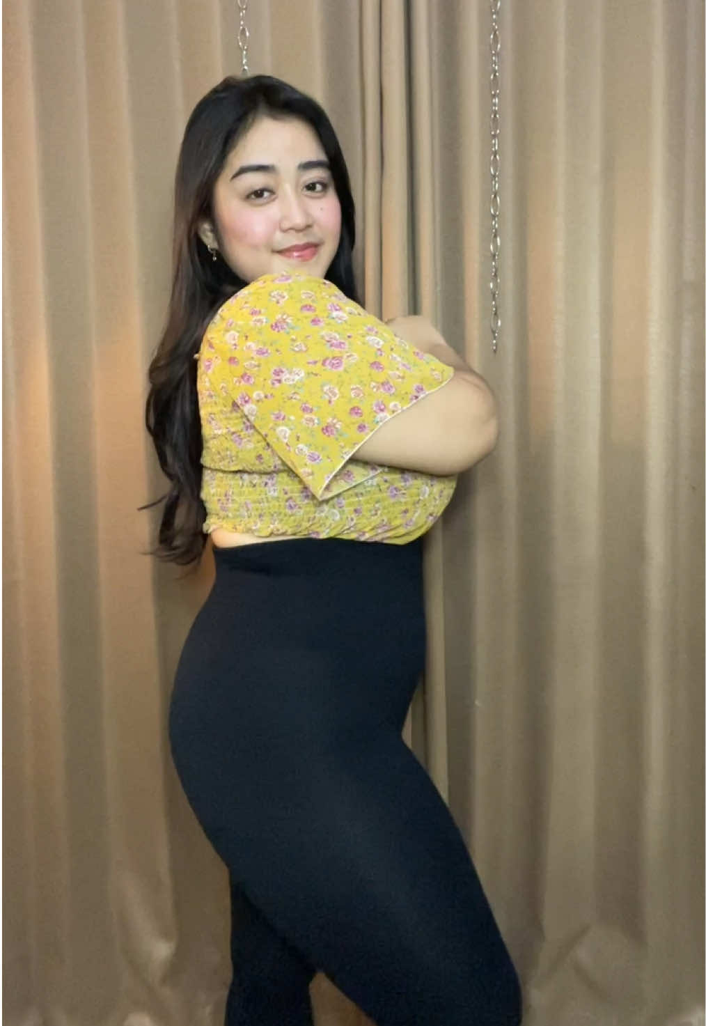 kalo leggingnya @joybasic.id udh past highwaist🤪 