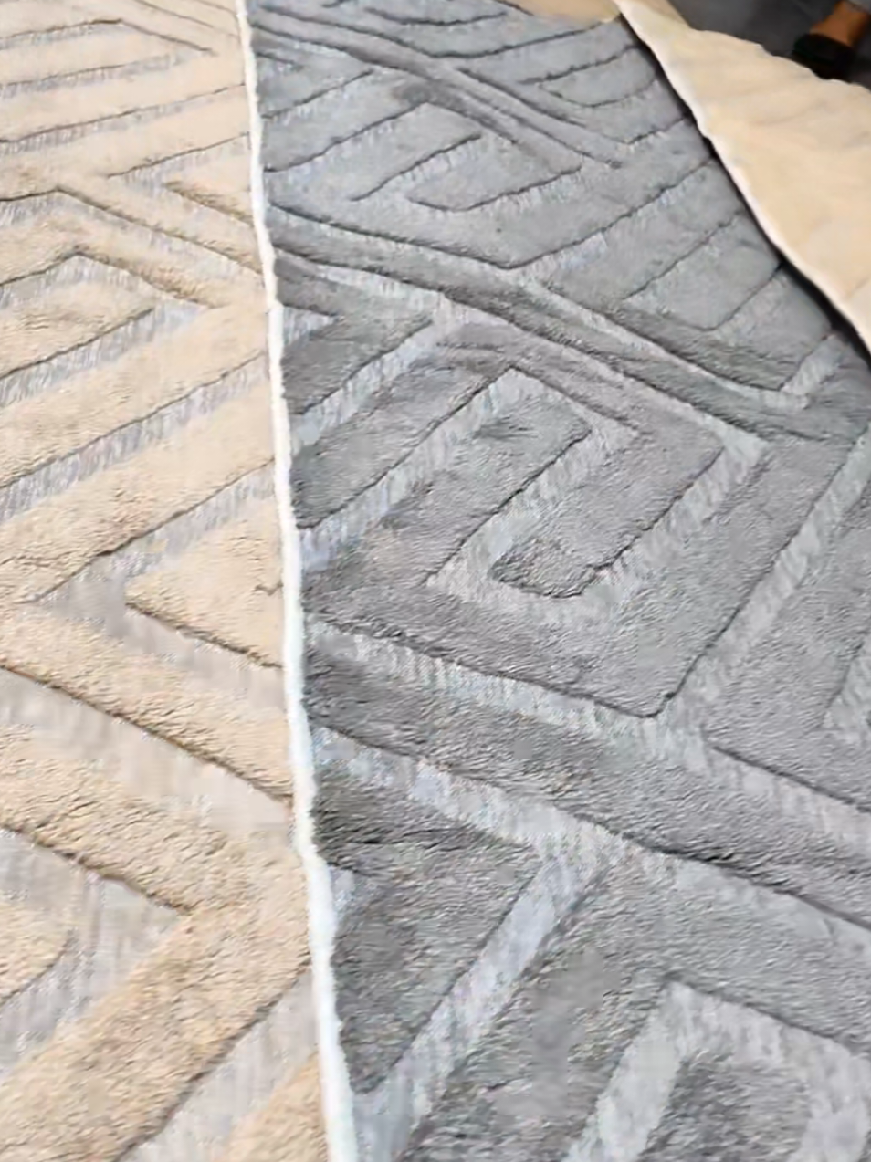 #fyppppppppppppppppppppppppppppppppppp #beddingsets #peskenyastores #visitkamukunji #heavyduty #kamukunjiwholesaleprices #quality #americancarpet #kamukunji 