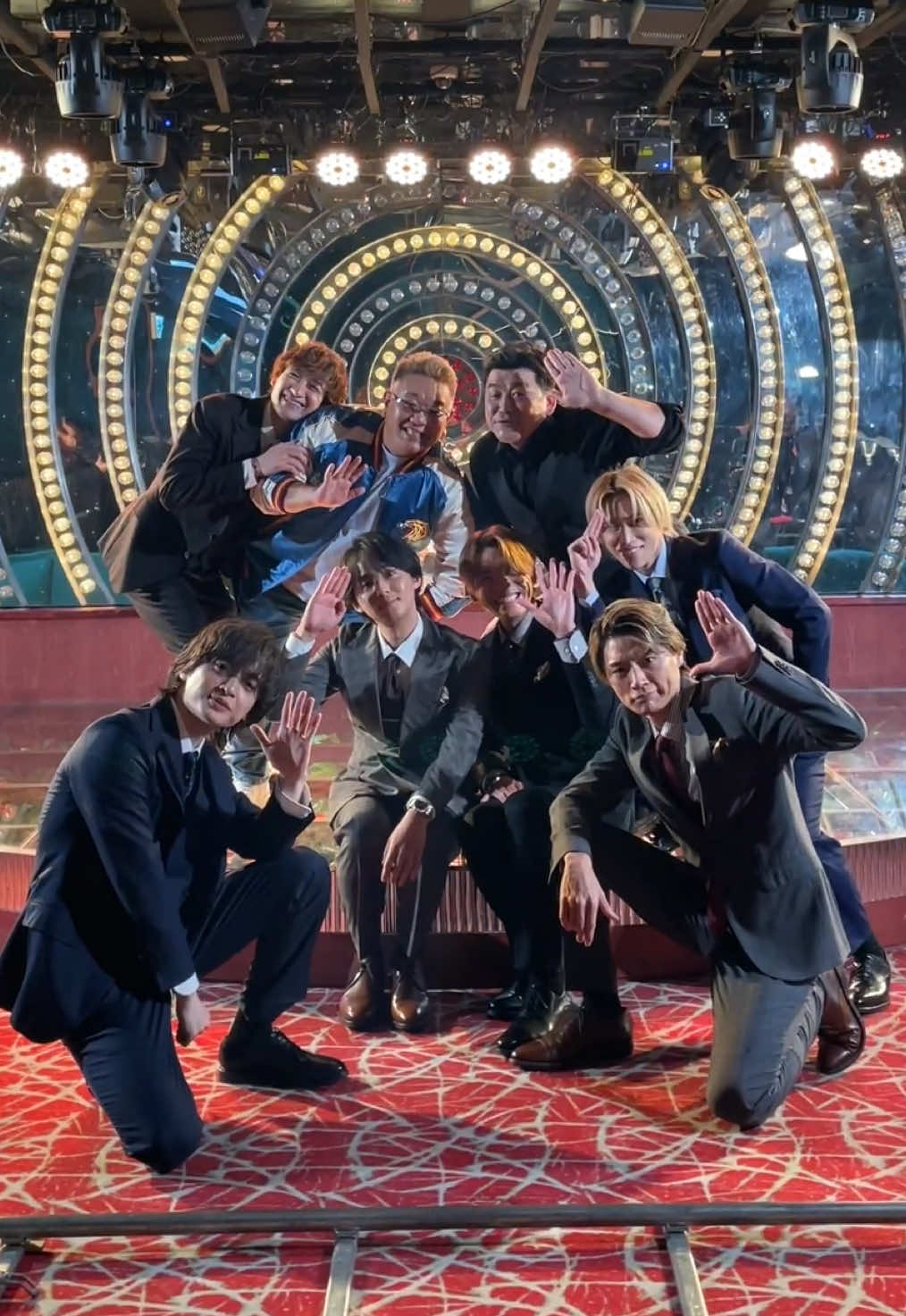 サンドウィッチマンさんとコラボダンス👔🍜 「お疲れ様です！feat.サンドウィッチマン」MV公開中！ 5/21(水)AL「MAGFACT」発売💿 #お疲れ様ですfeatサンドウィッチマン #サンドウィッチマン #KisMyFt2_MAGFACT #千賀健永 #宮田俊哉 #横尾渉 #藤ヶ谷太輔 #玉森裕太 #二階堂高嗣