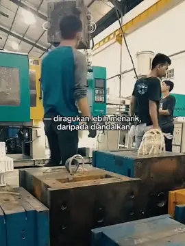 #CapCut #injectionmolding #moulding #machinery #settermould #pekerjakeras