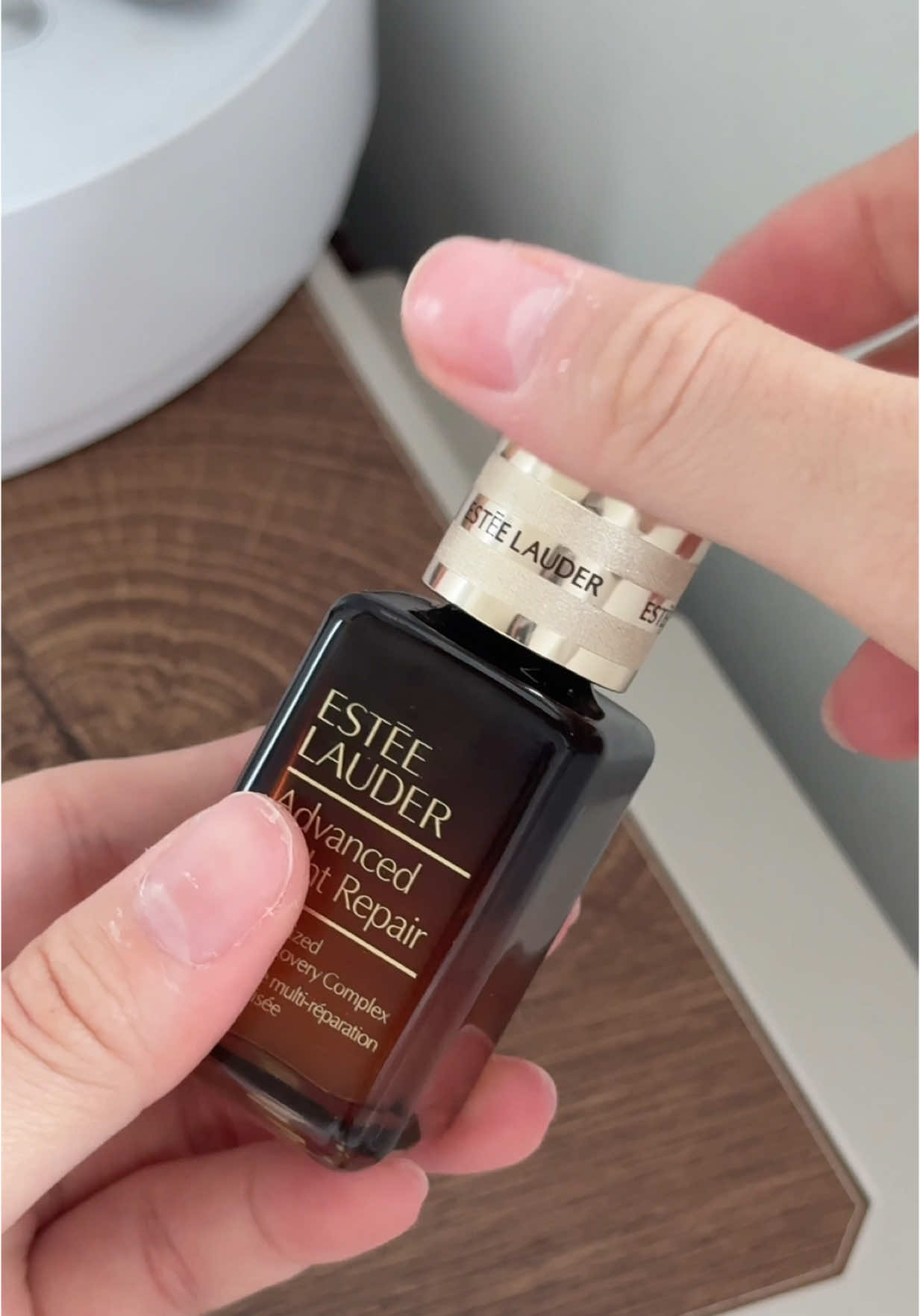1 trong những em serum mà xài là dính cứ hết là mua thêm á k hiểu sao :)) #goclamdep #reviewlamdep #EsteeLauderVN #OwnTheNight #Atisfyre @Estee Lauder Vietnam 