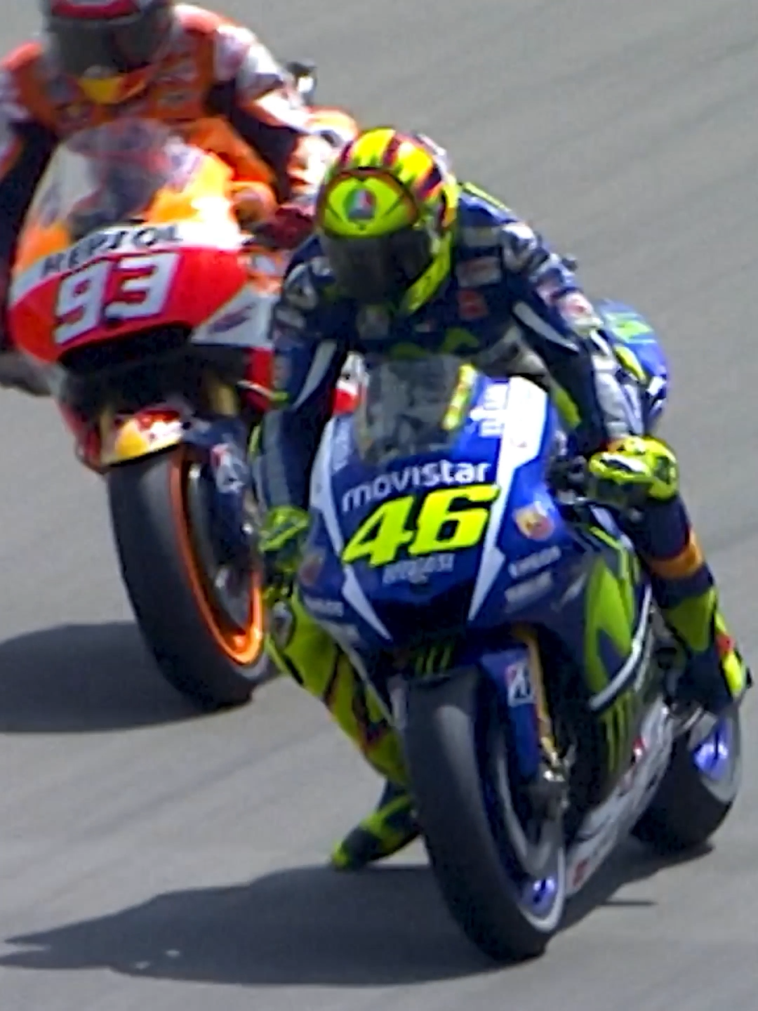 woiii itu tangan kemana bae😭🤣#valentinorossi #vr46 #marcmarquez #mm93 #motogp #yamaha #honda #rider #fyp #4u #battle #ttassen #Motorsport #JJCapCut 
