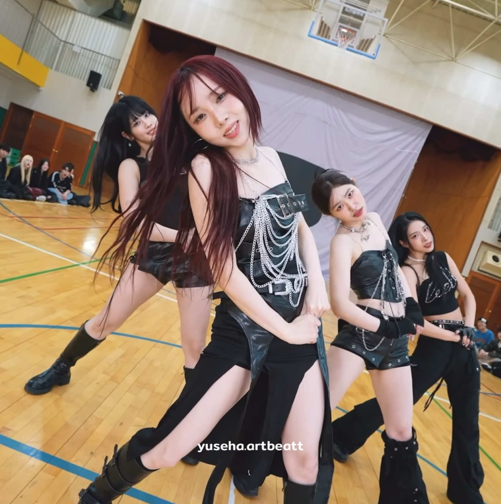 We set the tone. #artbeat #아트비트 #fyp #aespa #yubin #seyoung #hyerim #hyunjin 