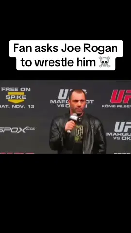 Joe Rogan was flabbergasted when fan asks him to wrestle him ☠️ #UFC #mma #joerogan #danawhite #fyp 