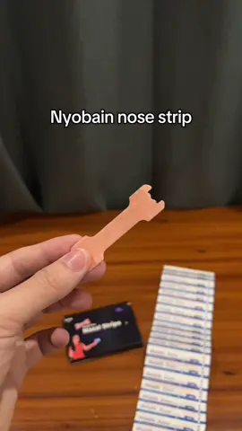 Nyobain nose strip, bye bye hidung tersumbat #nosestrips #nasalstrips #nasaldilator #breathebetter #peakflow #instanplong 