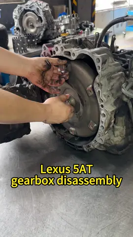 🛠️🚗Lexus 5AT gearbox disassembly #toyota #gearbox #transmission #tik_tok #fyp #fy 