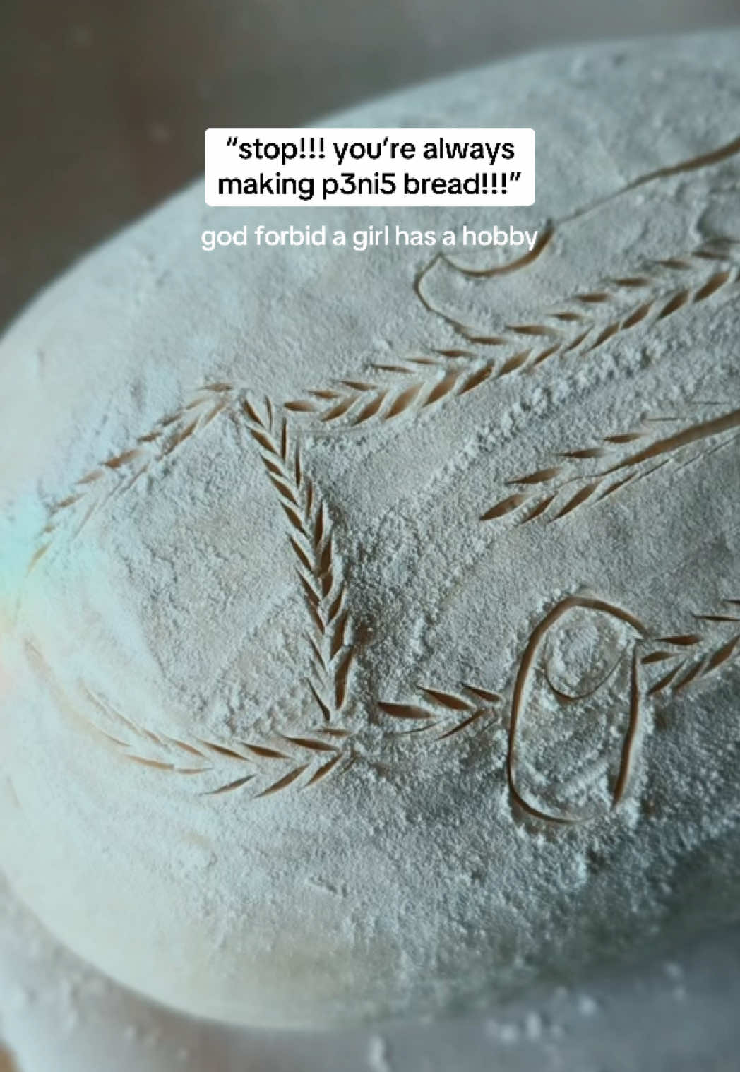 it’s called art #sourdough #momswhoread #hoemade 