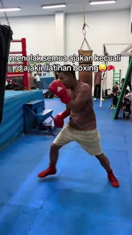 latihannya bareng gi.boxing ya sweaties#boxing🥊 #boxing #boxingtraining #boxingbandung #xybca #4u #fypage #boxinggirl #boxingkids #fyp 