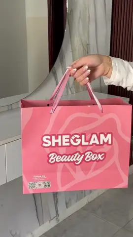 قالو جن جنوني يا حياتي🥺💕 مكياج شيقلام للحجز او استفسار عل صفحتنا عل فيس محل لاروزا_laroza فرعنا الوحيد في بنغازي  #متابعه_لايك_اكسبلور 