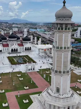 Kebanggaan Aceh #thelightofaceh #mesjidrayabaiturrahman #aceh #indatuaceh #visitaceh 