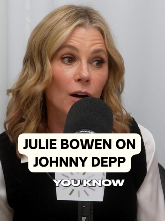 Julie Bowen on filming with Johnny Depp 📺 #juliebowen #johnnydepp #johnnydepptiktok #actors