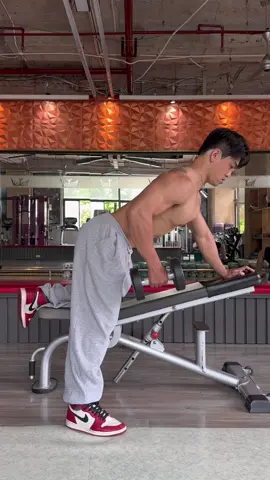Những lỗi sai tôi không muốn bạn mắc phải khi dumbbell row #dentonfitnes #xuhuong #dentontraining #LearnOnTikTok #dentonjumprope #hetcolifestyle 