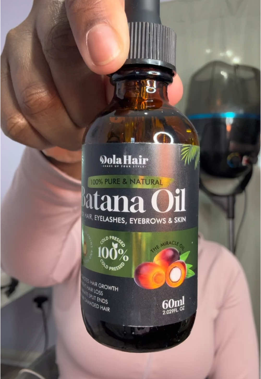 Hair growth tips featuring @DOLAHAIRCARE Batana oil 🌰💇🏾‍♀️ #foryoupage #rawreview  #hairgrowth #hairgrowthjourney #blackgirlhairtok #4bhair #dolahair #dolahaircare #dolahairreview #hairoil #batanaoil #batanaoilbenefits 
