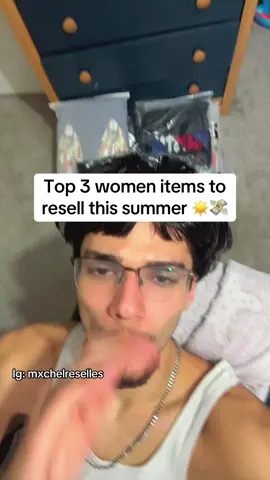 Dm me to get started #reselling #sidehustle #resellingsneakers #lockin #supplier #vendors #motivation #moneytips #hustler #ecom #ecommerce #dropshipping #sp5der #vendor #y2k #hellstar #dropship #resell #chromehearts 