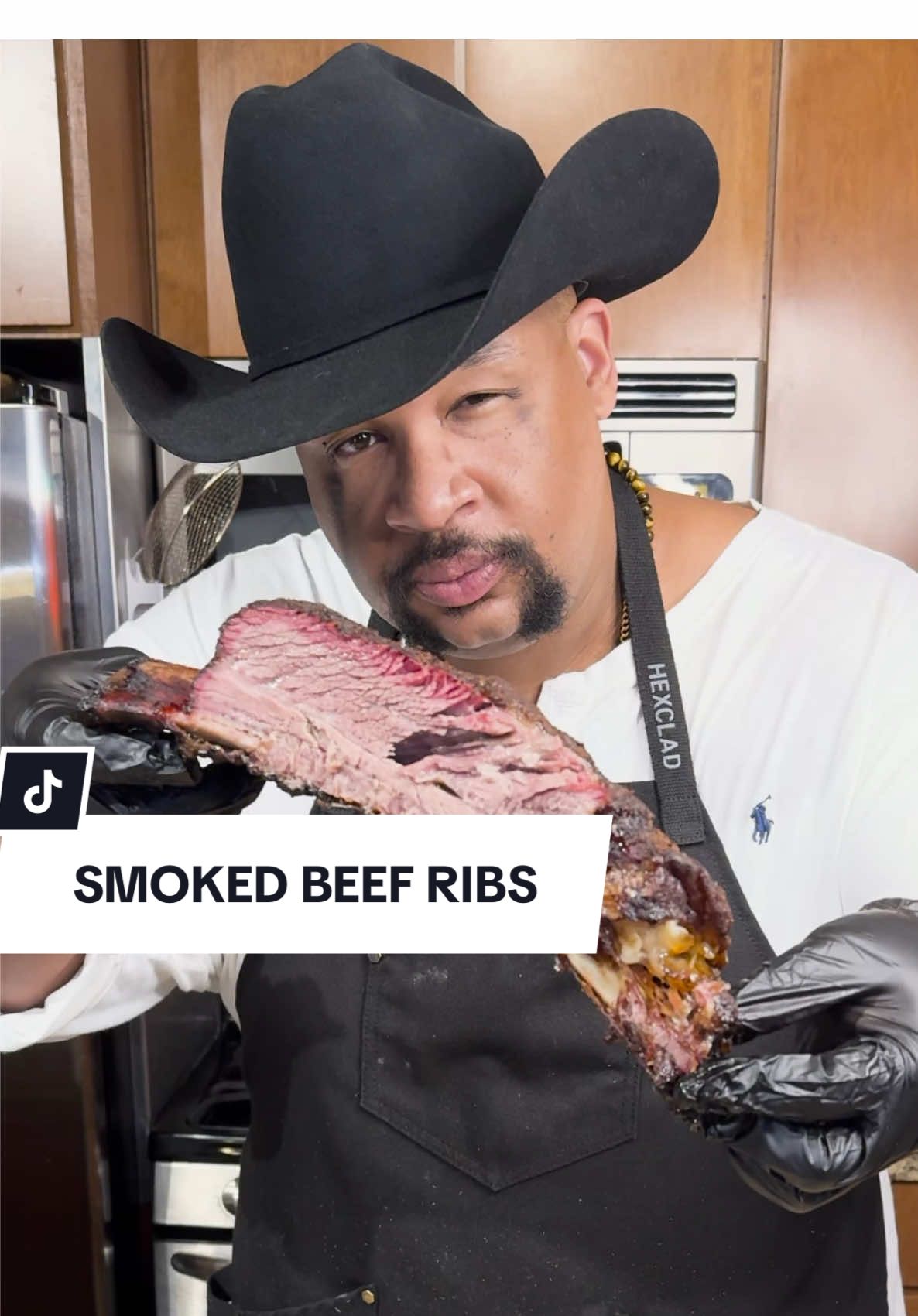 Smoked beef ribs, real Texas flavor. 🍖 Get my recipe below ⬇️ or on uncledibbz.com [Link in Bio]  Ingredients: 	•	2–3 beef plate ribs 	•	3 tbsp to taste Uncle Dibbz Texas Steak Rub Steps: 	1.	Trim silver skin and hard fat 	2.	Season heavily (no binder needed) 	3.	Let ribs sit 30–60 min 	4.	Smoke @Traeger Grills at 225°F for 4–5 hrs 	5.	Cook to 205°F internal 	6.	Rest for 30 min 	7.	Slice or shred & serve #SmokedBeefRibs #Cowboy #TexasBBQ #BBQLovers #MeatLovers #ComfortFood #BBQSeason #GrillLife #FoodieGram #InTheKitchen #Keto #HomeCooking #Weekend #BeefRibs #LowAndSlow #Grill #BBQ #traegergrills #houstonfood 