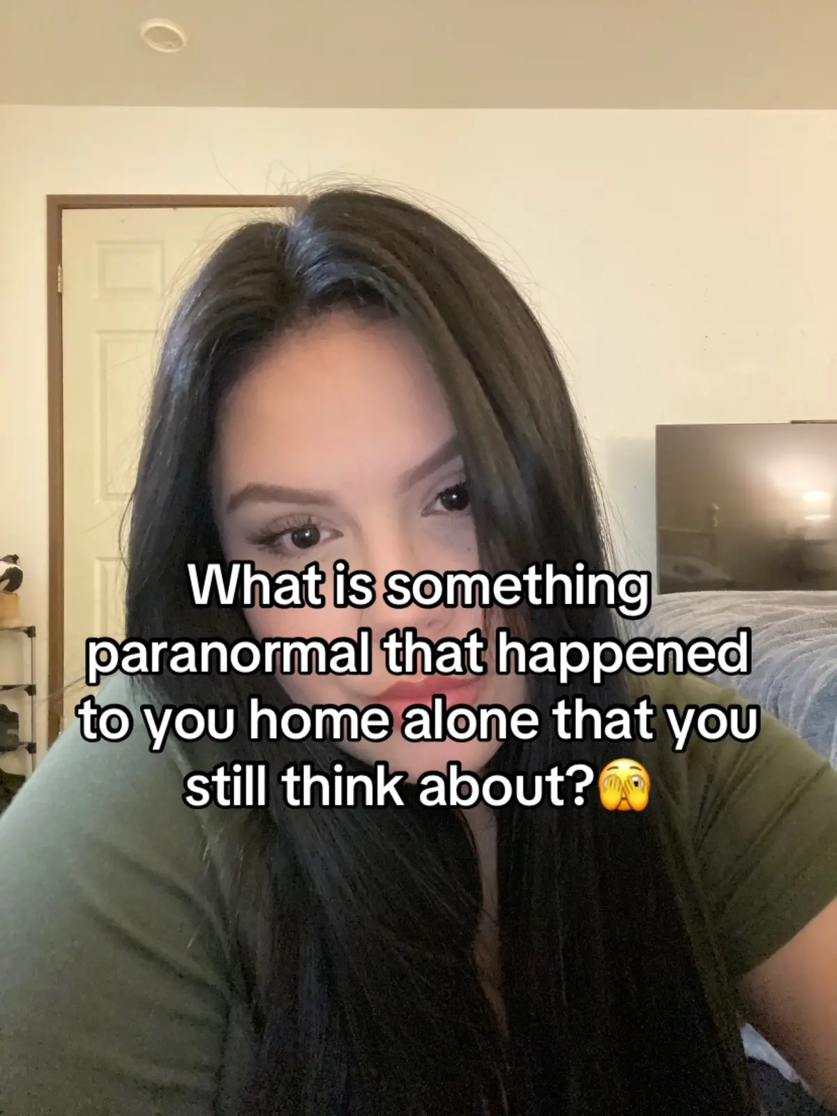 I love hearing other people’s stories…#fyp #storytime #paranormal #foryou #foryoupage #ghost #creepy #viral 