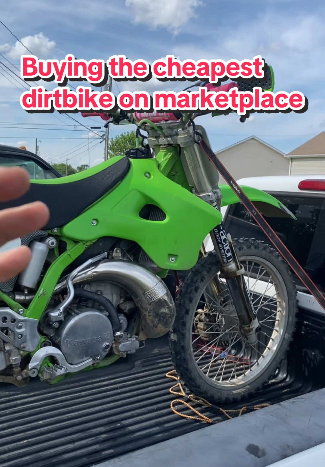 I bought the cheapest dirtbike on marketplace! Guess how much i paid for it in the comments! #dirtbike #mechanic #twostroke #kx #kx250 #kx125 #mx #moto #rebuild #fixandflip 