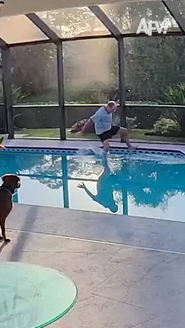 A guy falling into a pool is always hilarious 🤣 #afv #fail #funny