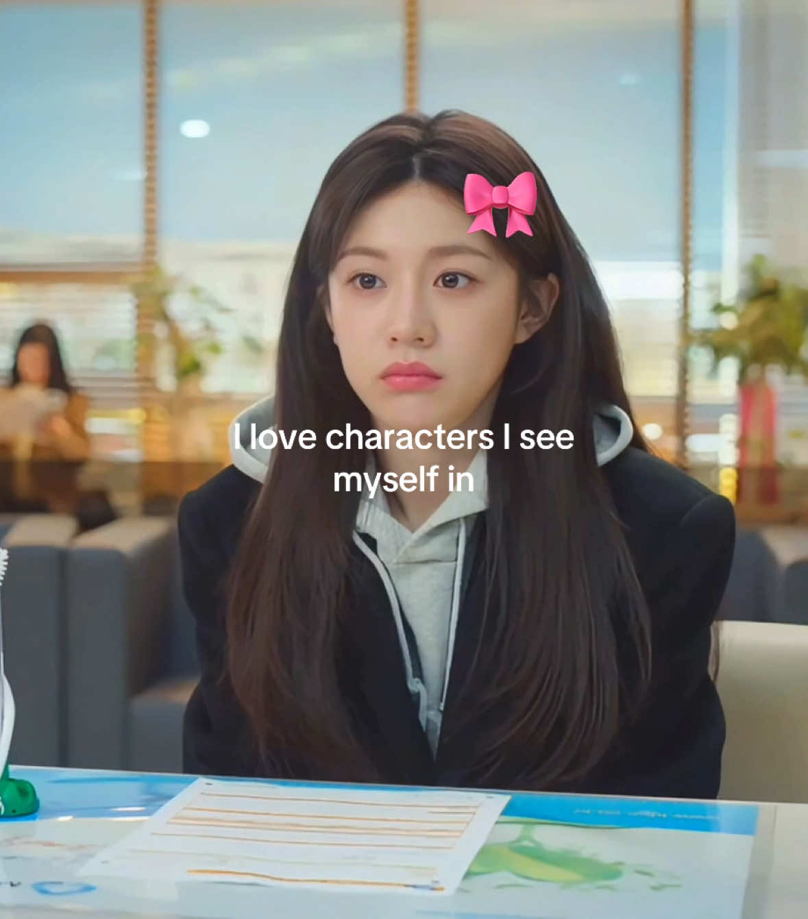when the character’s wallet reminds me of mine 😍 empty b4 payday! - okay but ep 1 of resident playbook?? oh yi young (go youn-jung) at the bank with no paperwork like “company life doesn’t suit me” & i was like wait… same bestie. (for legal reasons: this is a meme. i am in fact employed 😭) #residentsplaybook #residentplaybookcameo #ohyiyoung #goyoonjung #goyoonjungstyle #ilovecharactersiseemyselfin #kdrama #edits #koreanedit #capcut #fyp #viral