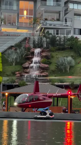 Só quer é sonhador vai deixar um comentário ❤️ . . . . #ochrysdias #chrysdias #helicoptero 