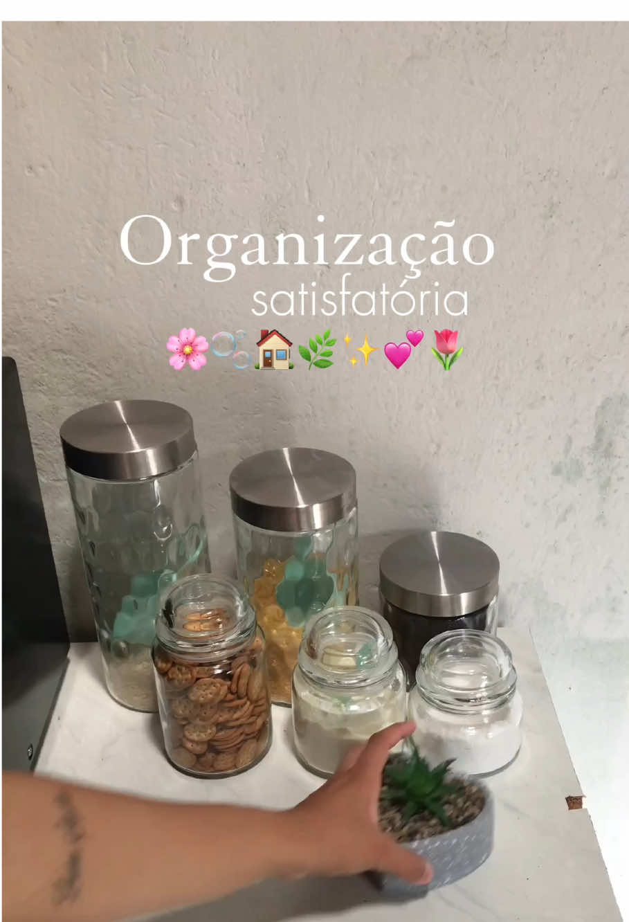Organização satisfatória ✨🌸🌷 #satisfatório #viraliza #satisfaction #limpieza #rotinadecasa #organizacao 