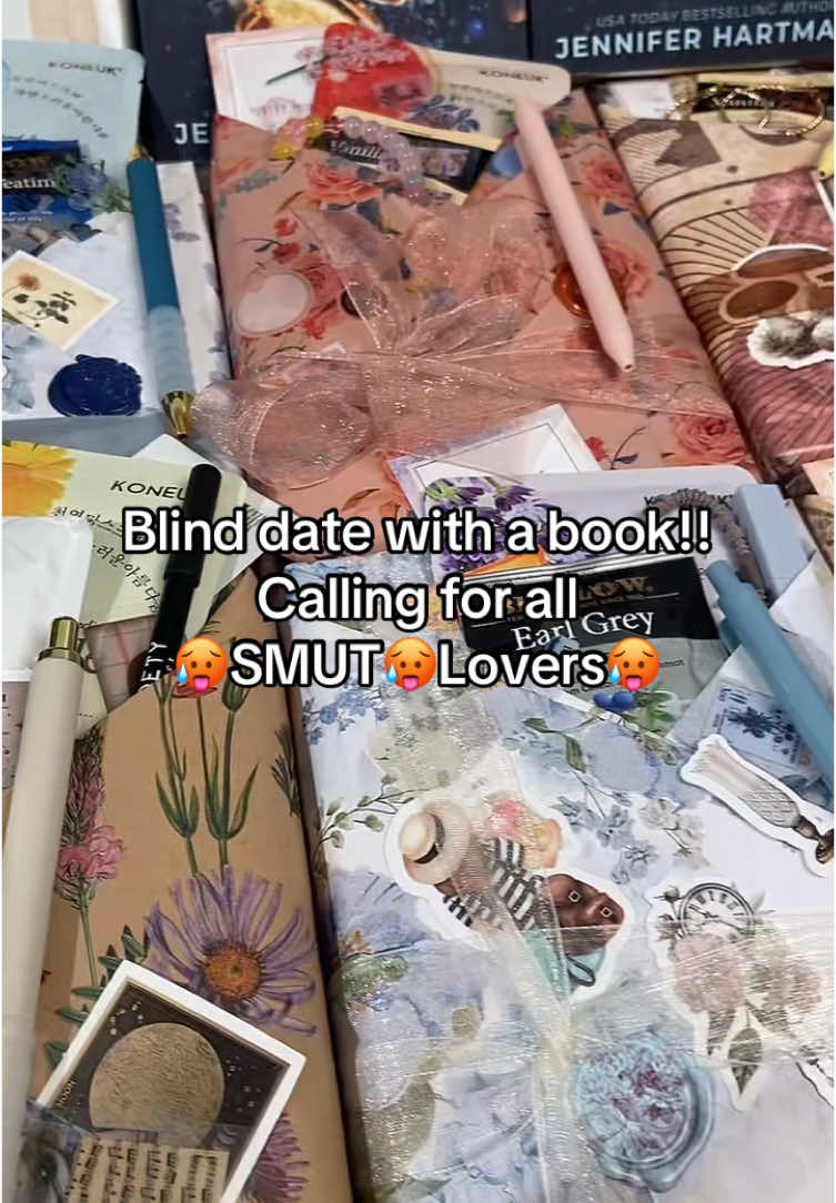 Calling for spicy romance lovers! Assemble! #fyp #blinddatewithabook #tiktokshop #bestseller #freeshipping #spicyromance #smuttok 
